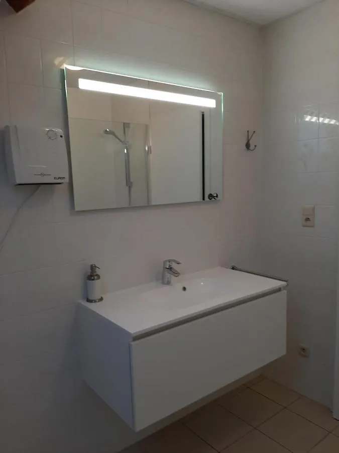 Apartment Huis Pimpernel Bredene Belgium