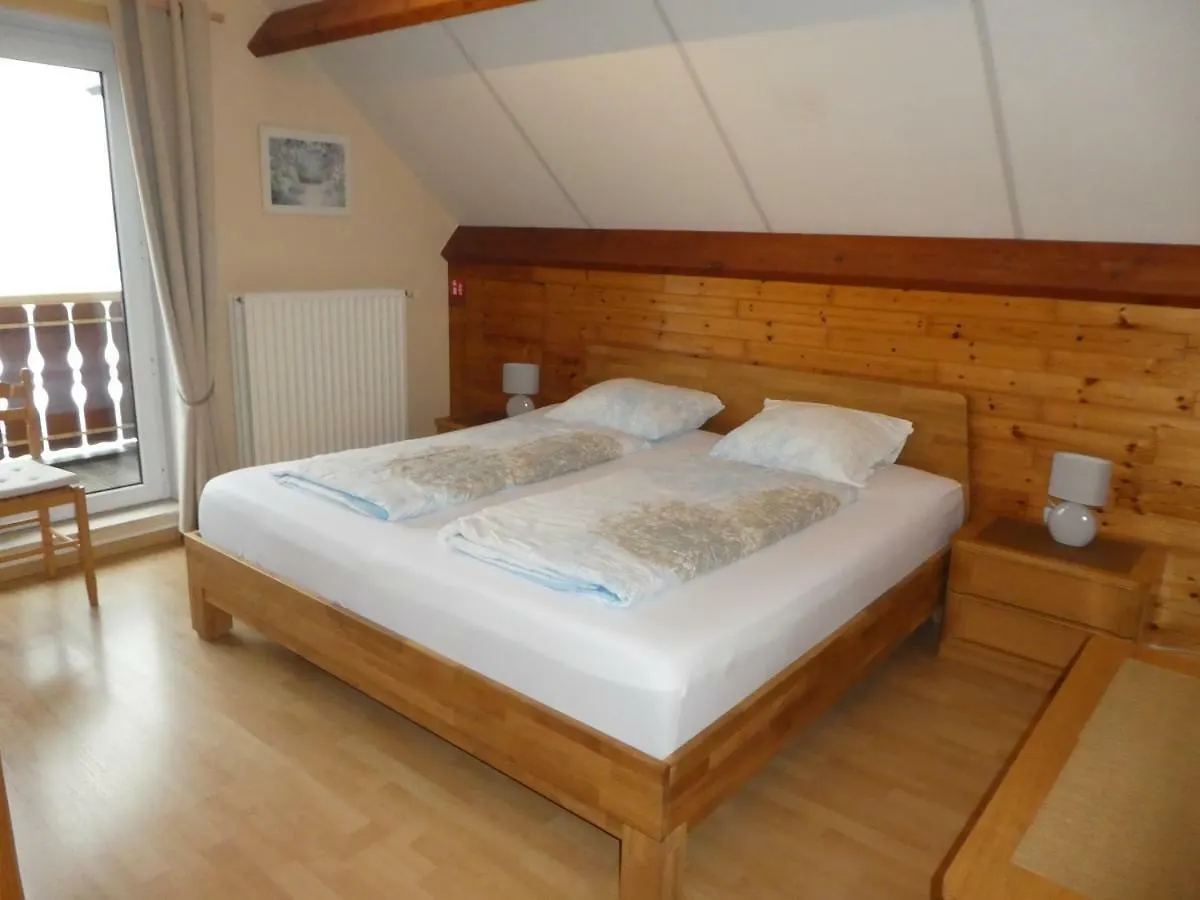 Apartment Huis Pimpernel Bredene
